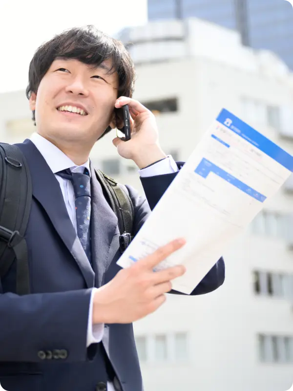 職場での社員の様子